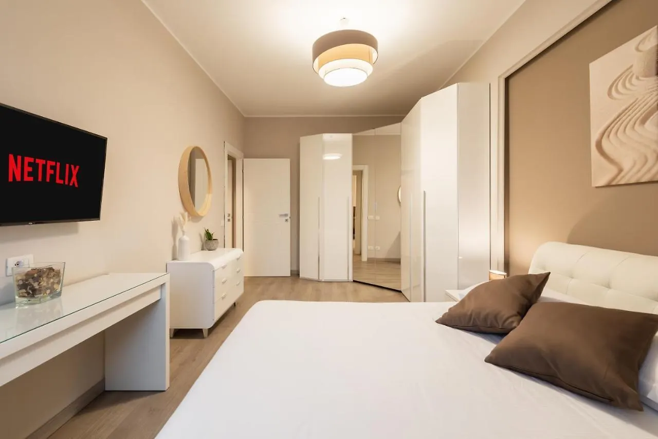 Albadomus Apartment Roma Italia